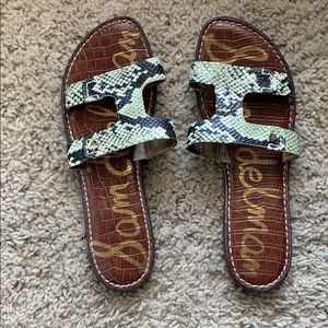 Sam Edelman snake 🐍 print sandals